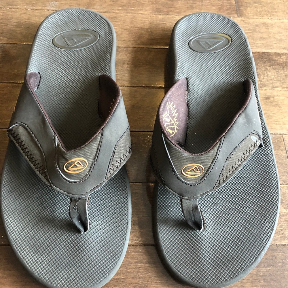REEF MENS  SANDLE/ FLIP FLOPS